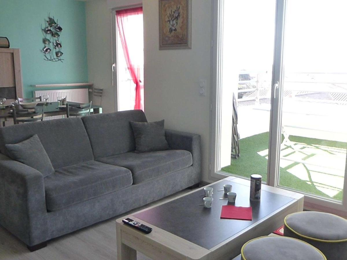 Appartement 2 Pieces Avec Balcon, Parking Et Proche Plage A Saint-Gilles-Croix-De-Vie - Fr-1-224-587 Luaran gambar