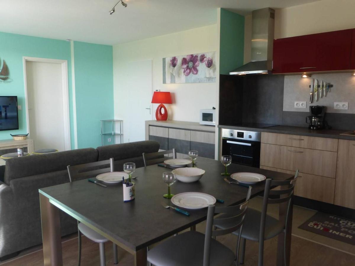 Appartement 2 Pieces Avec Balcon, Parking Et Proche Plage A Saint-Gilles-Croix-De-Vie - Fr-1-224-587 Luaran gambar