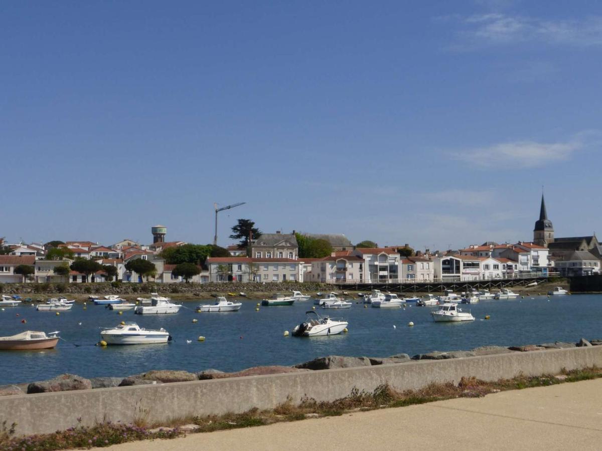 Appartement 2 Pieces Avec Balcon, Parking Et Proche Plage A Saint-Gilles-Croix-De-Vie - Fr-1-224-587 Luaran gambar